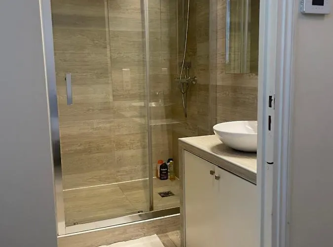 Chemin Apartment Paris