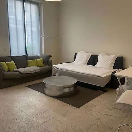 Chemin Apartment *